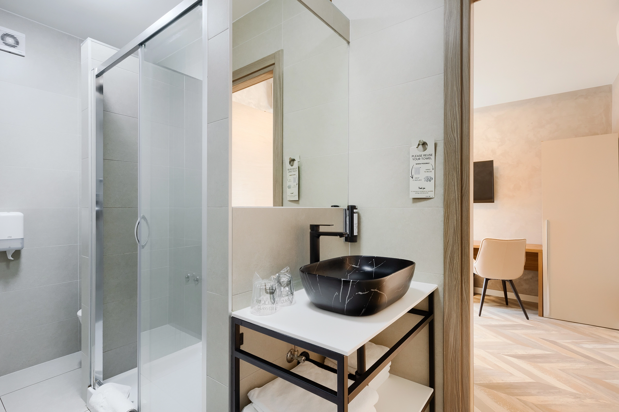 FAMILY WEEKEND IN PULA CITY CENTER ACCOMMODATION 4*