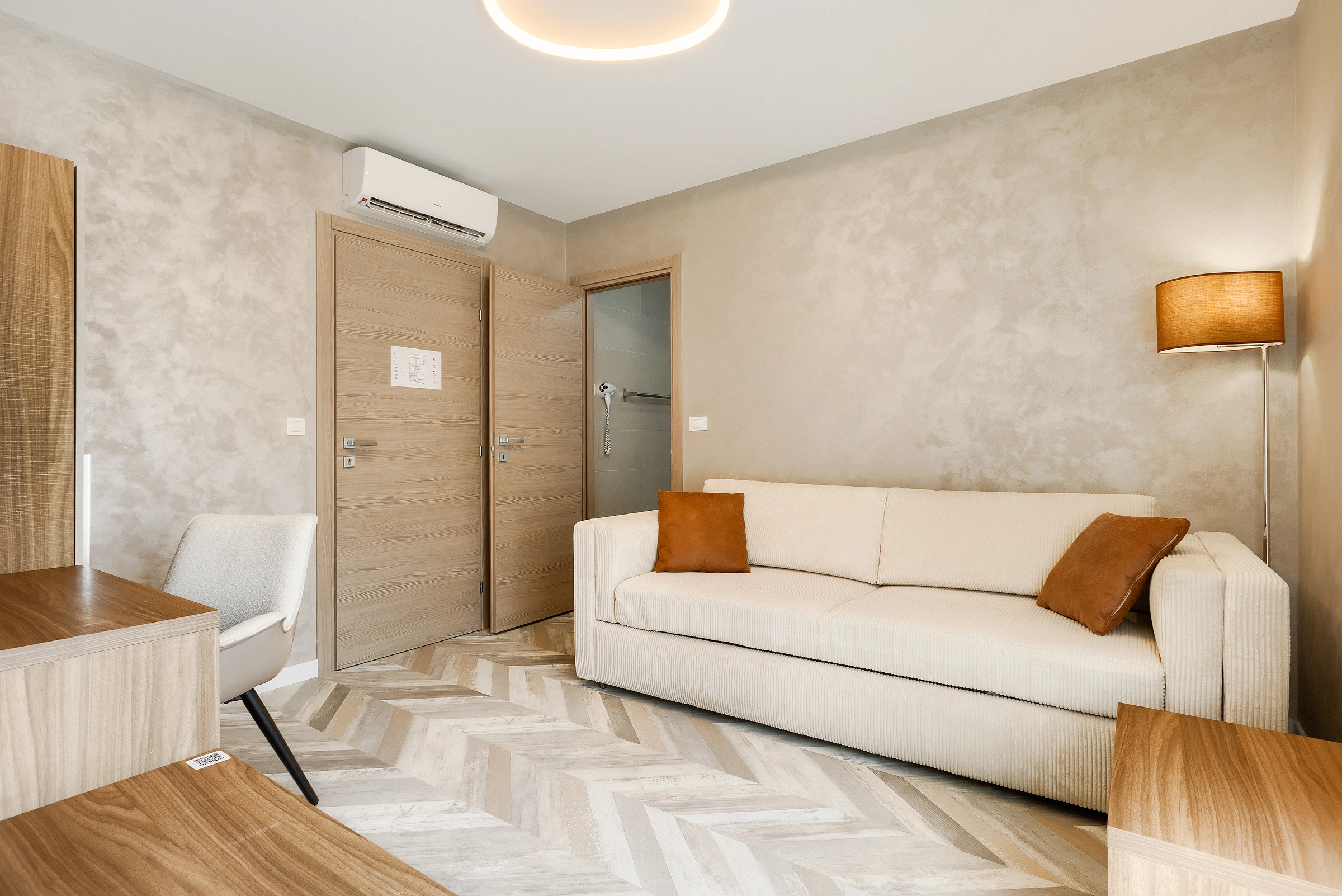 FAMILY WEEKEND IN PULA CITY CENTER ACCOMMODATION 4*